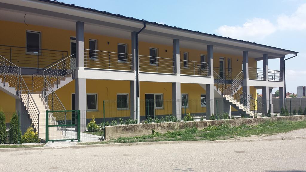 Promenad Apartmany Veľký Meder Exteriör bild