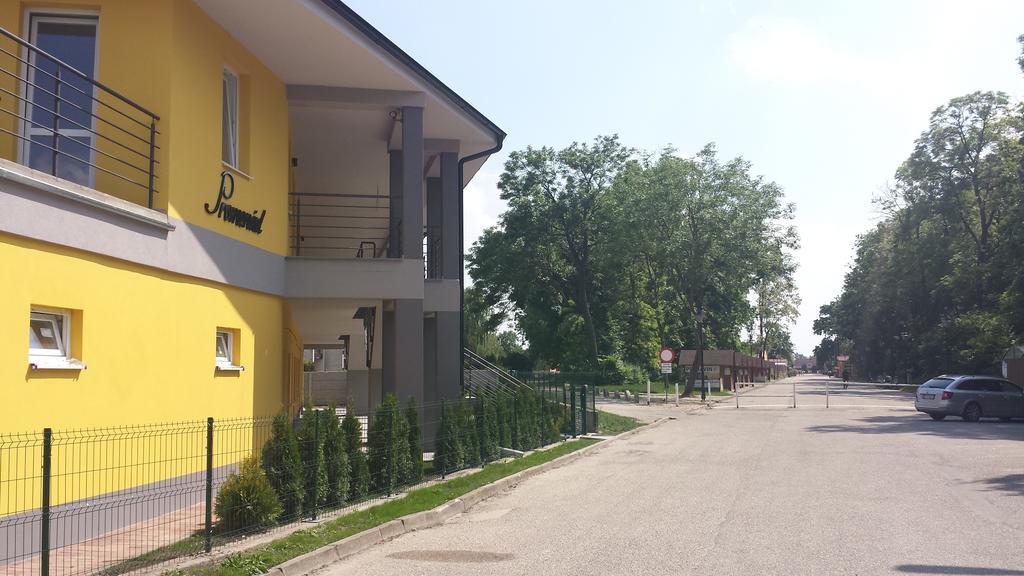 Promenad Apartmany Veľký Meder Exteriör bild