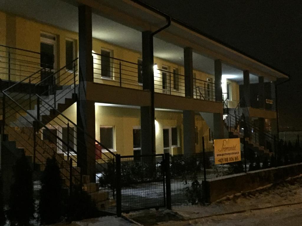 Promenad Apartmany Veľký Meder Exteriör bild