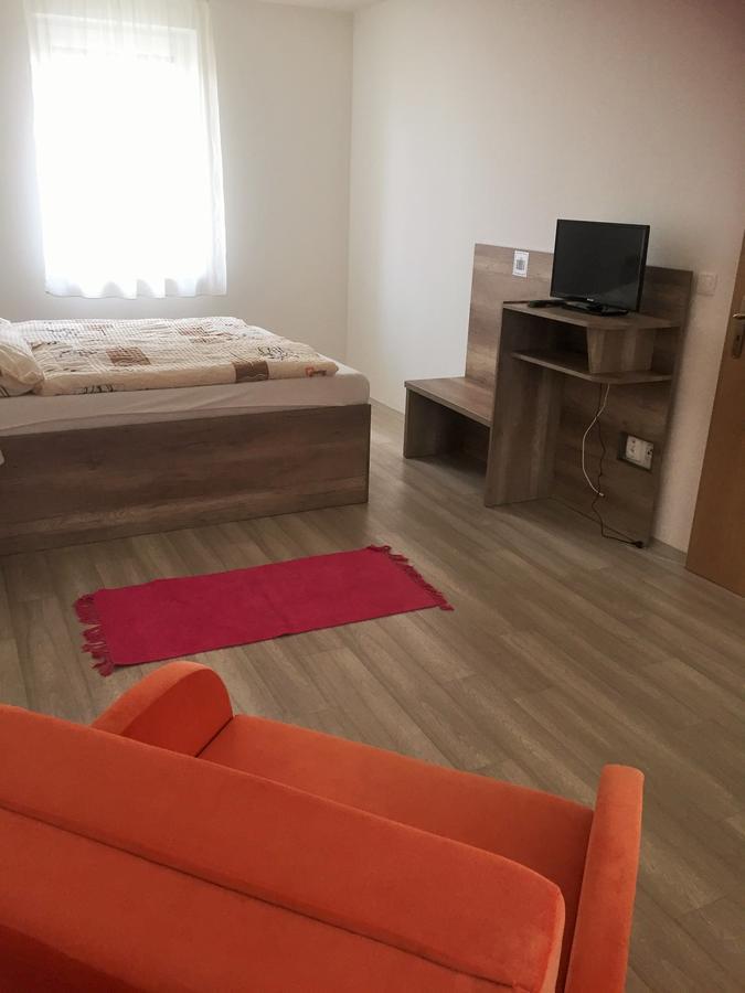 Promenad Apartmany Veľký Meder Exteriör bild