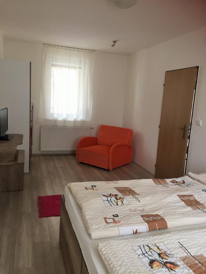 Promenad Apartmany Veľký Meder Exteriör bild
