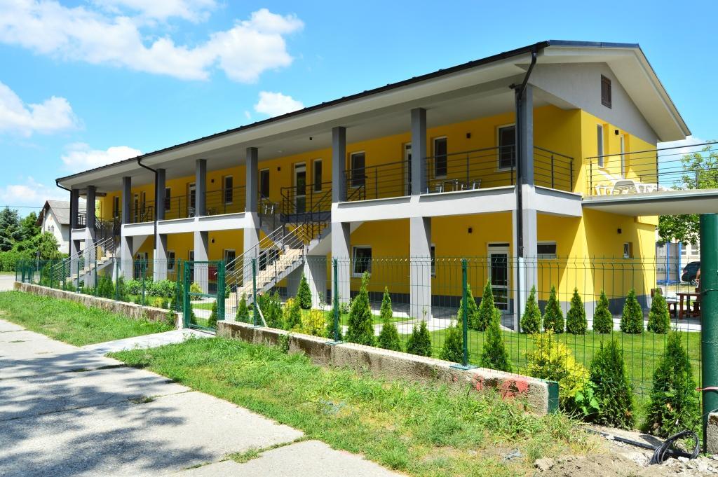 Promenad Apartmany Veľký Meder Exteriör bild